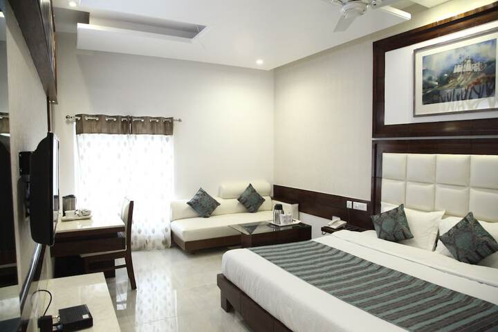 Room 29 of 51