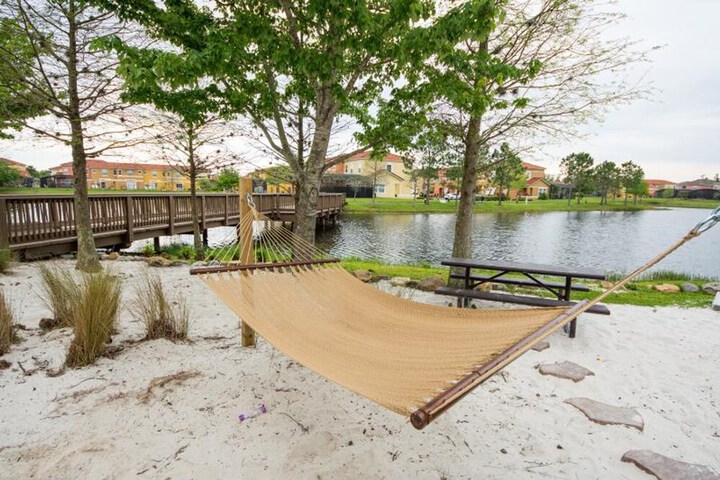 Property Grounds 50 of 60