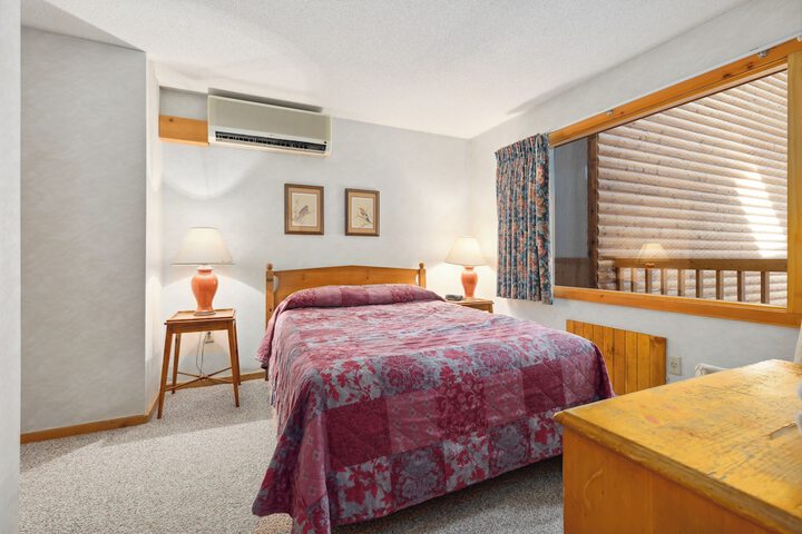 Room 36 of 191