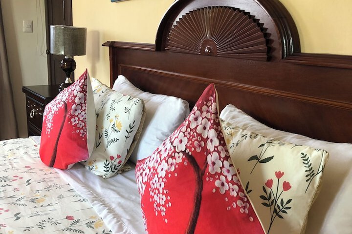 Room 20 of 170