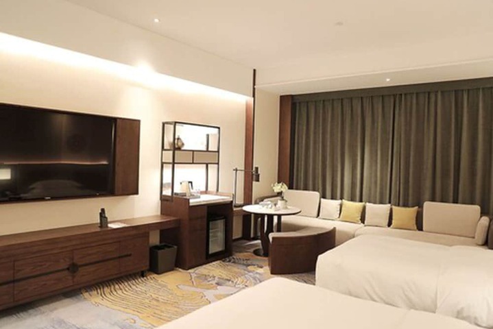 Room 20 of 48