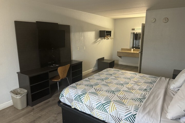 2 Double Beds (4 of 18)
