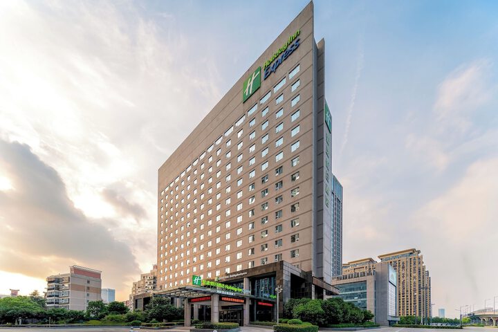 Hotel 81 of 88