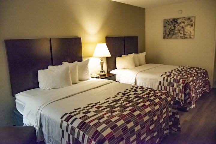 Deluxe Room with 2 Double Beds (7 of 9)