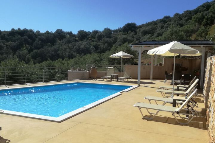 Hotel Pool