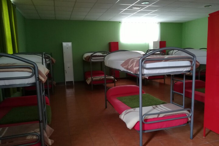 Room 4 of 19