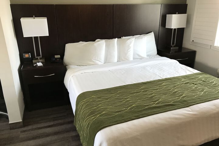 Room 5 of 43