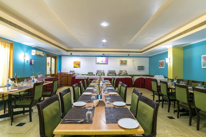 Dining Photos