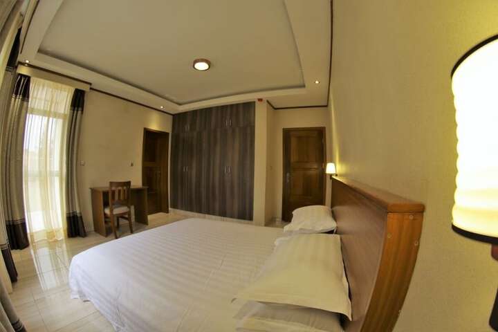 Room 5 of 23