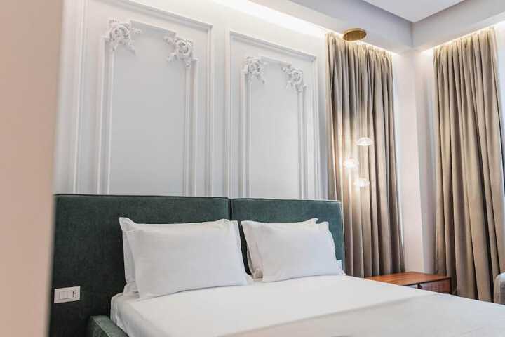Room 89 of 189