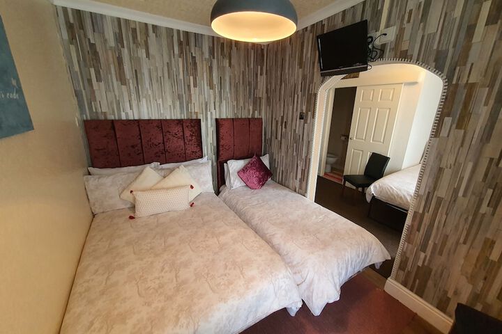 Room 45 of 97