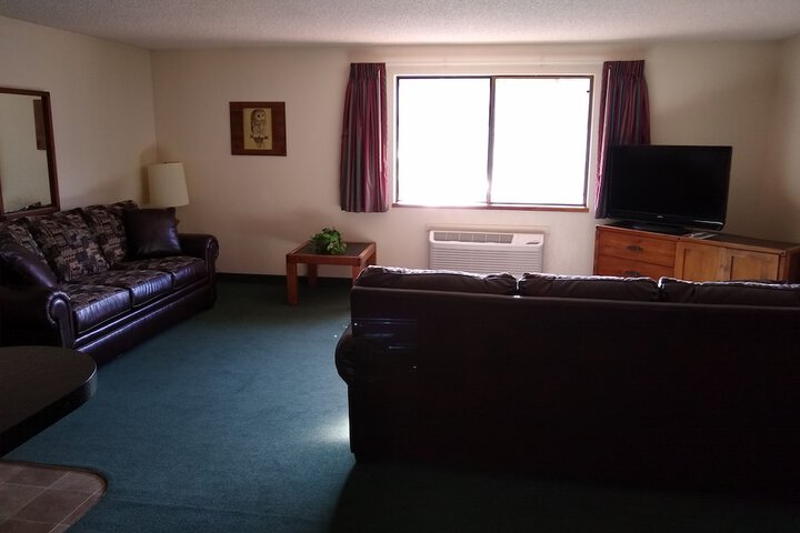 Room 8 of 34