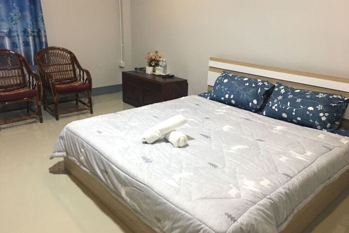 Room 14 of 53