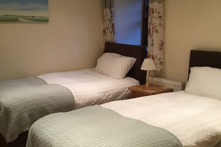 Room 8 of 17