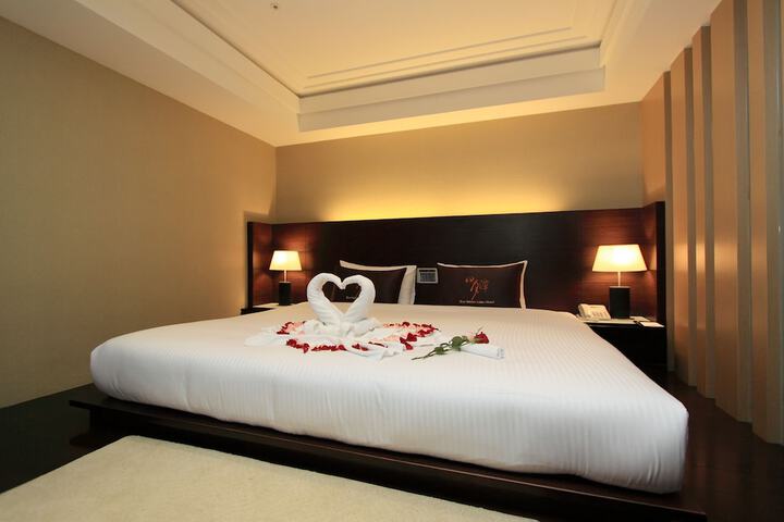 Room 29 of 90