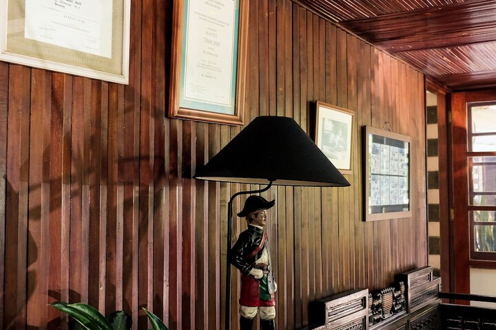Hotel Interior 4 of 84