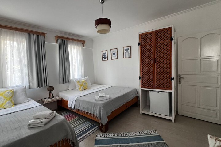 Room 18 of 35