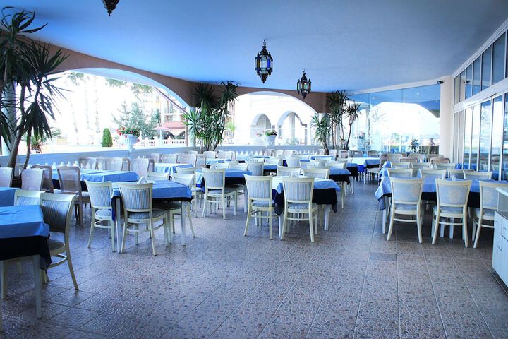 Dining 94 of 124