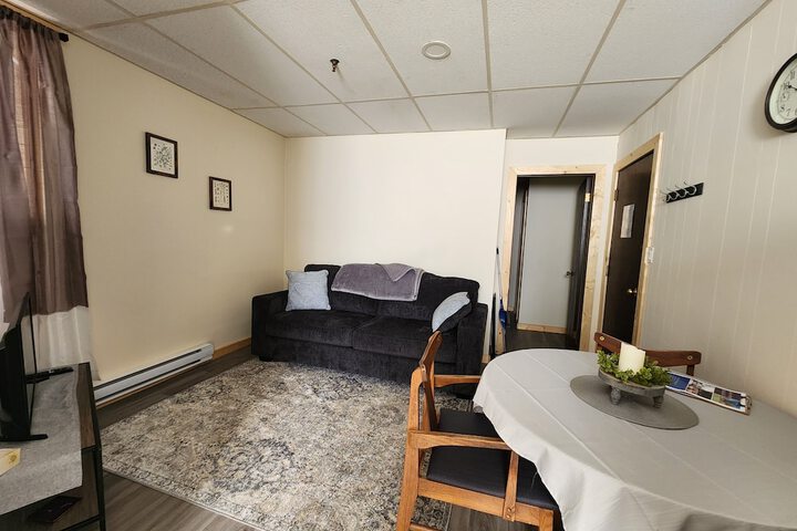 Room 9 of 31
