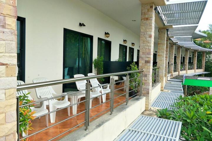 Terrace/Patio 12 of 34