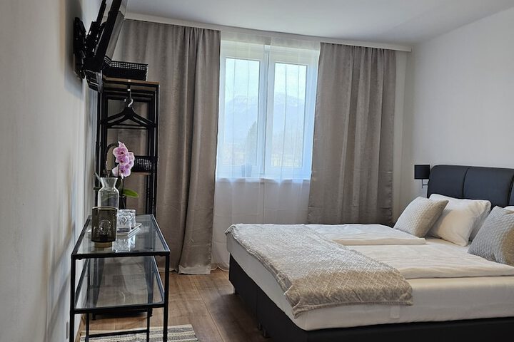 Room 11 of 57
