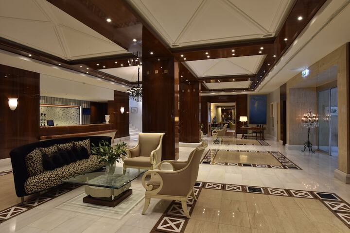 Hotel Interior 5 of 195
