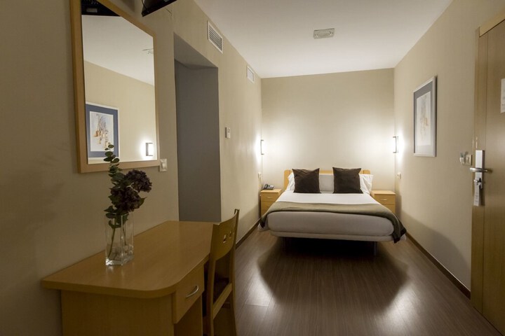 Room 16 of 47