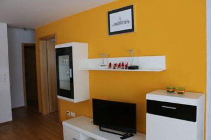 Room 7 of 19