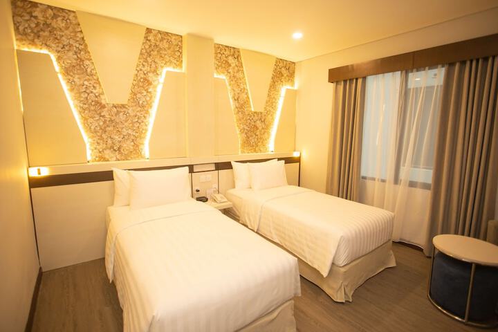 Room 21 of 62