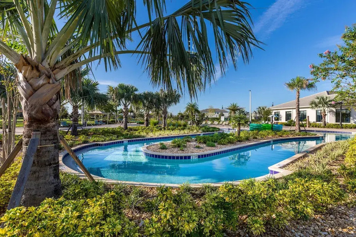Pool 16 of 31