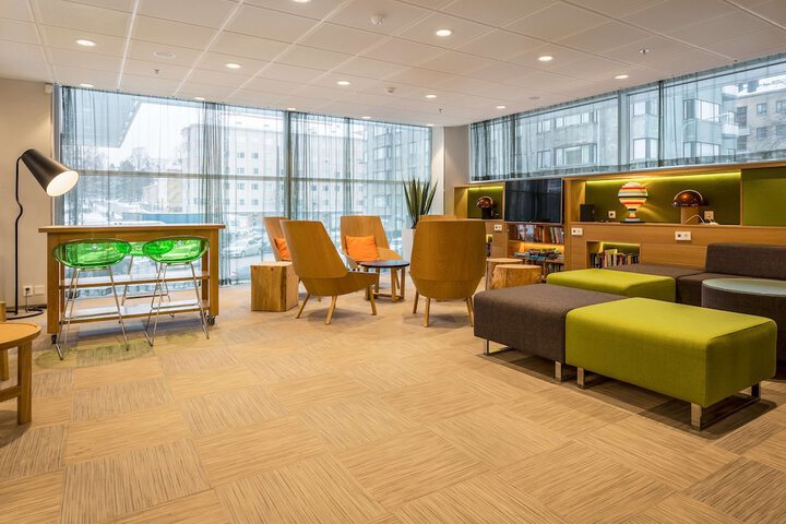 Guest Lobby