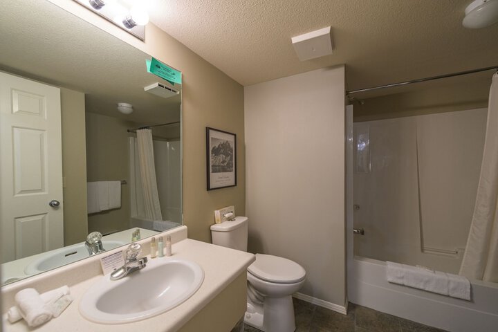 Room 12 of 42