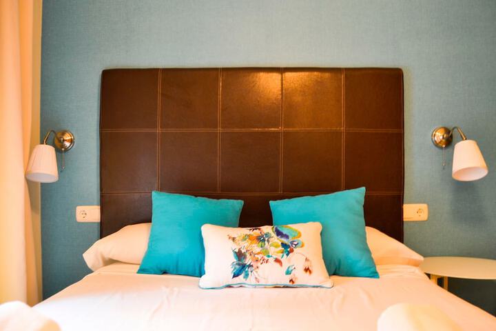Room 2 of 15