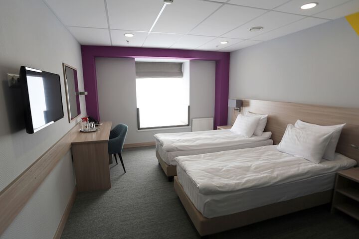 Room 3 of 57