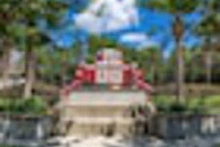 Hotel Exterior 143 of 150