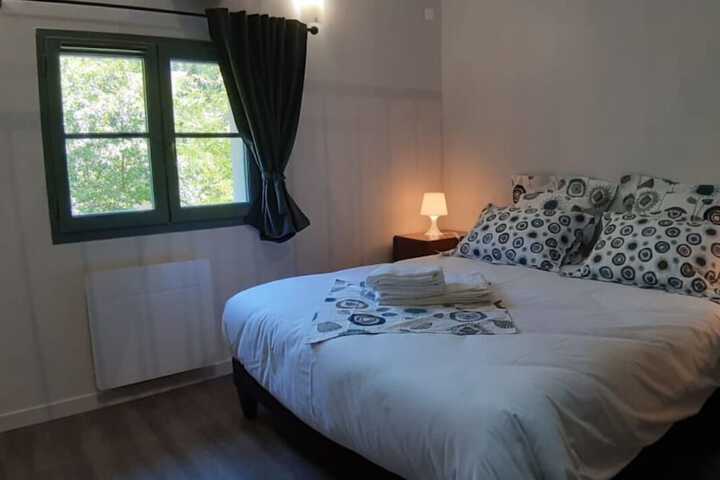 Room 3 of 13