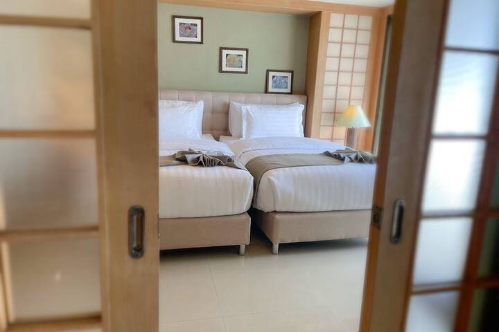 Room 9 of 89