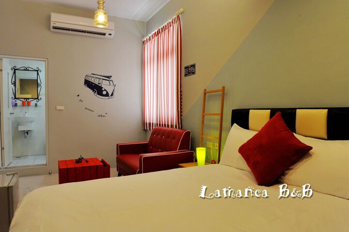 Room 26 of 115