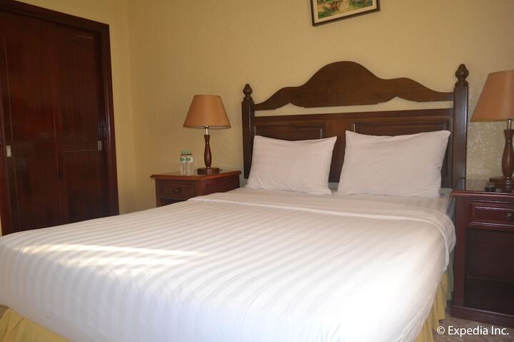 Room 16 of 46