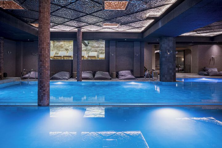 Pool 154 of 254