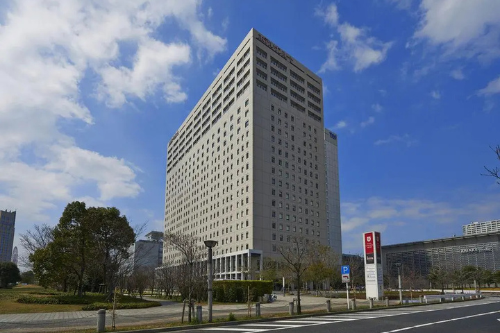Exterior of Oakwood Hotel & Apartments Ariake