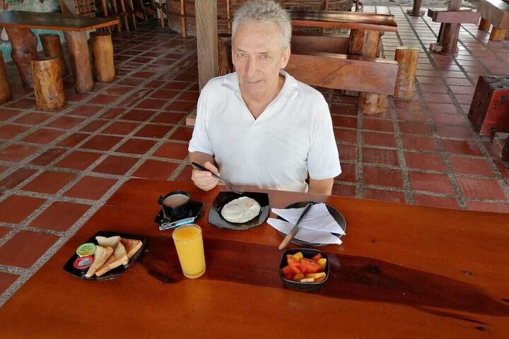 Breakfast/Coffee Service 22 of 26