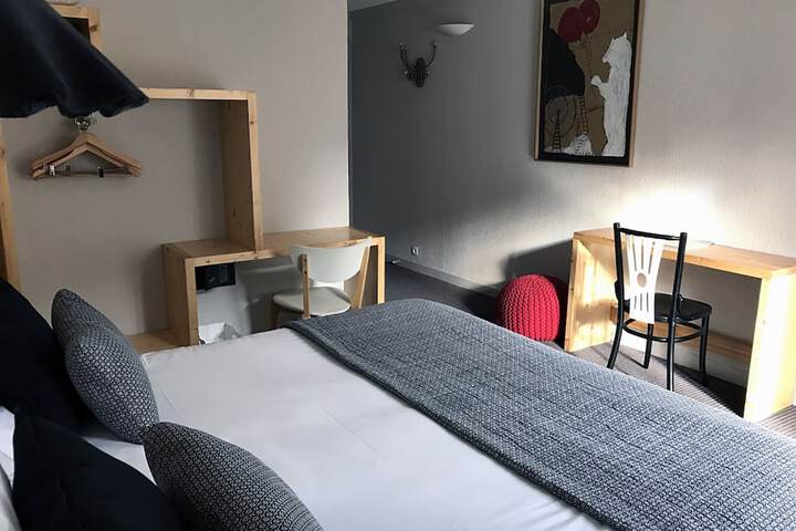 Room 43 of 94