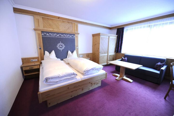 Room 13 of 55