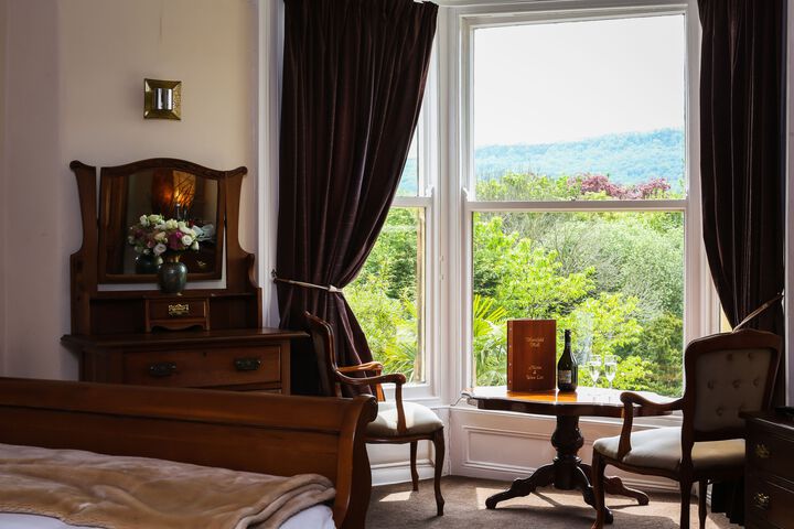 Room 22 of 44