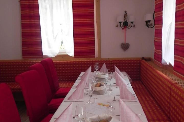 Dining Photos