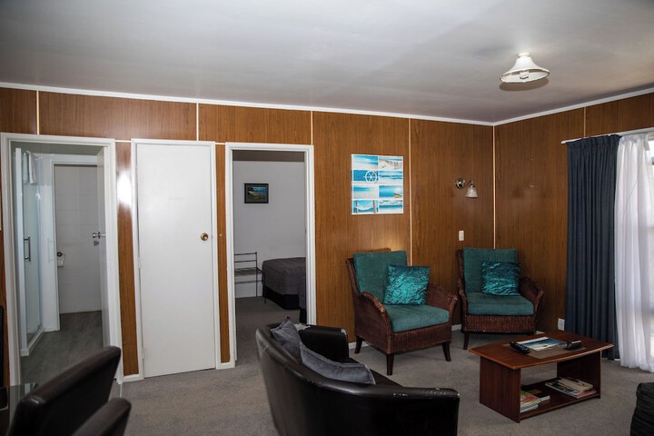 Room 21 of 43