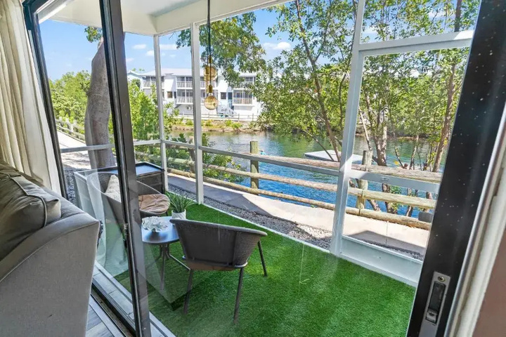 Terrace/Patio 6 of 24