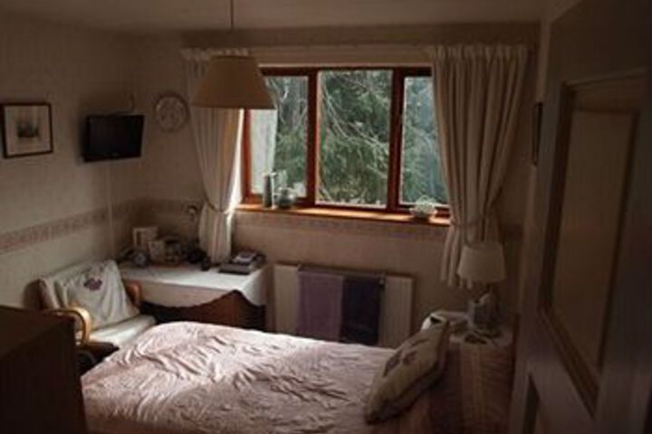 Room 10 of 20
