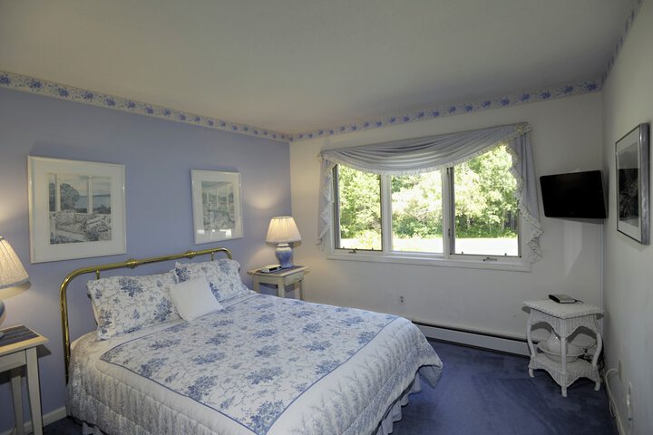 Room 9 of 55